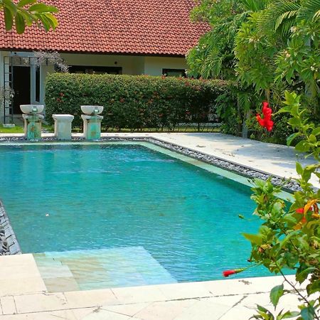 Sayang Taman Villas Sanur Esterno foto