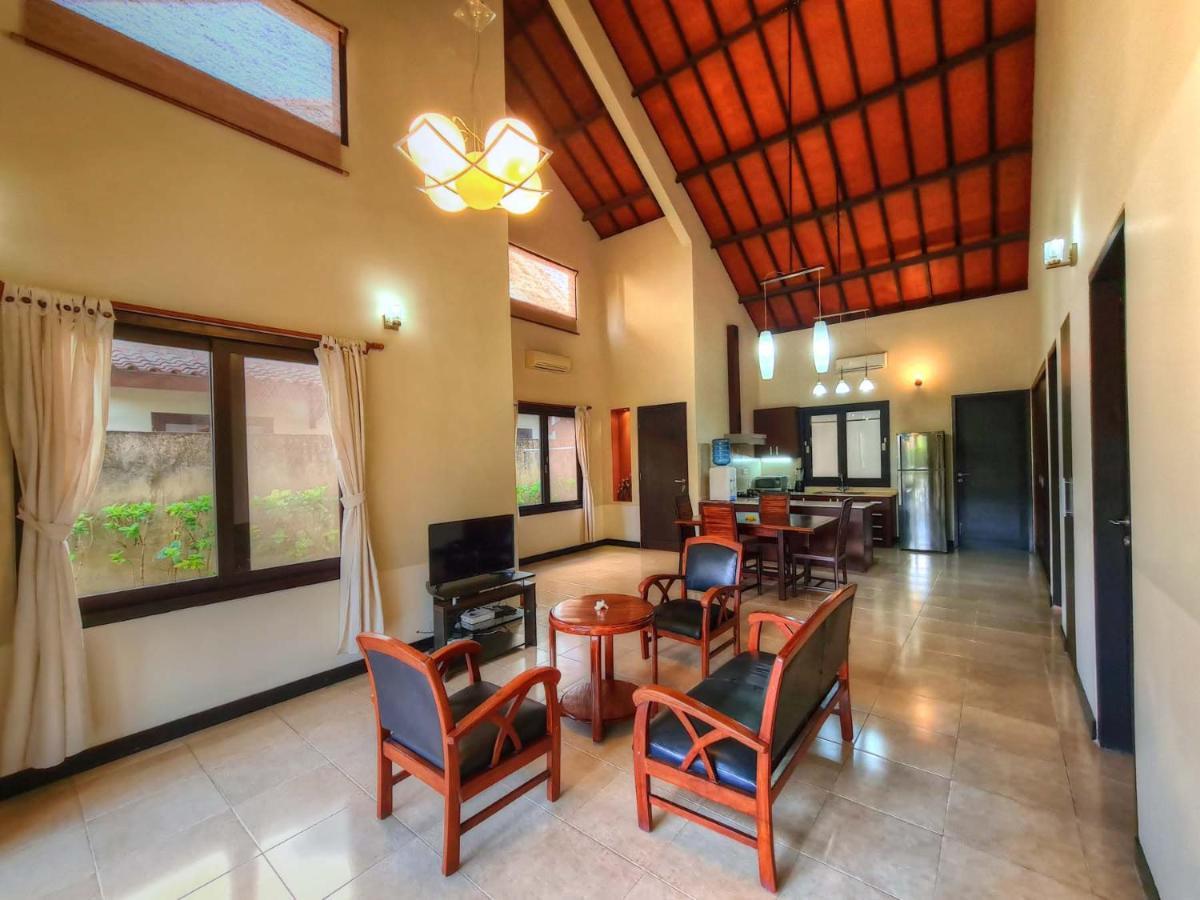 Sayang Taman Villas Sanur Esterno foto