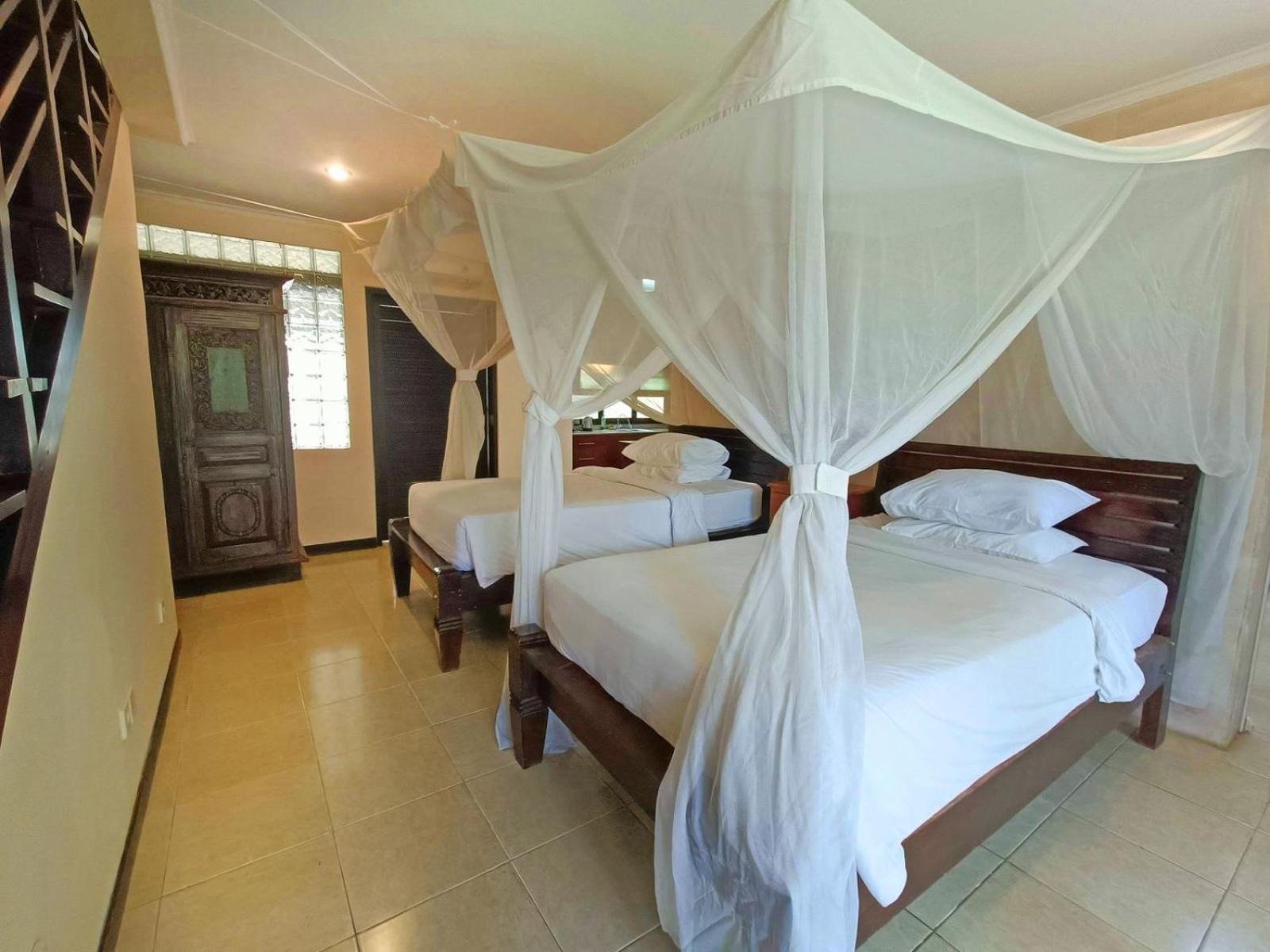 Sayang Taman Villas Sanur Esterno foto
