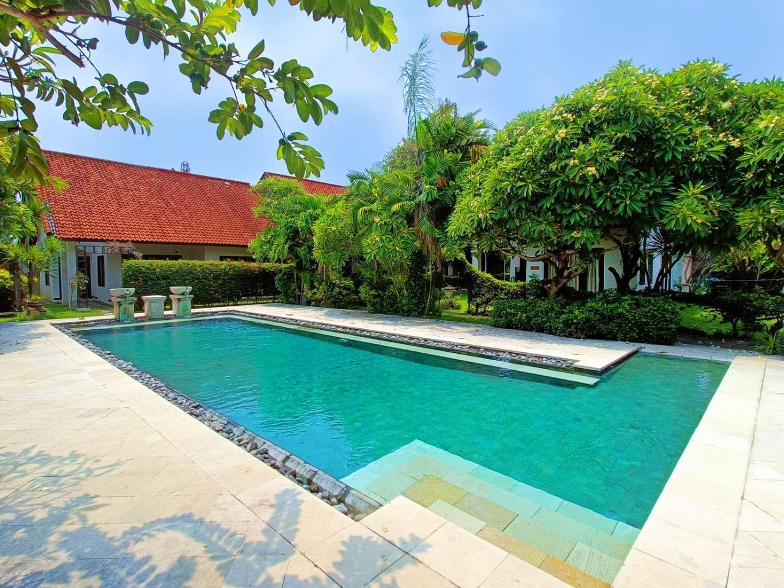 Sayang Taman Villas Sanur Esterno foto